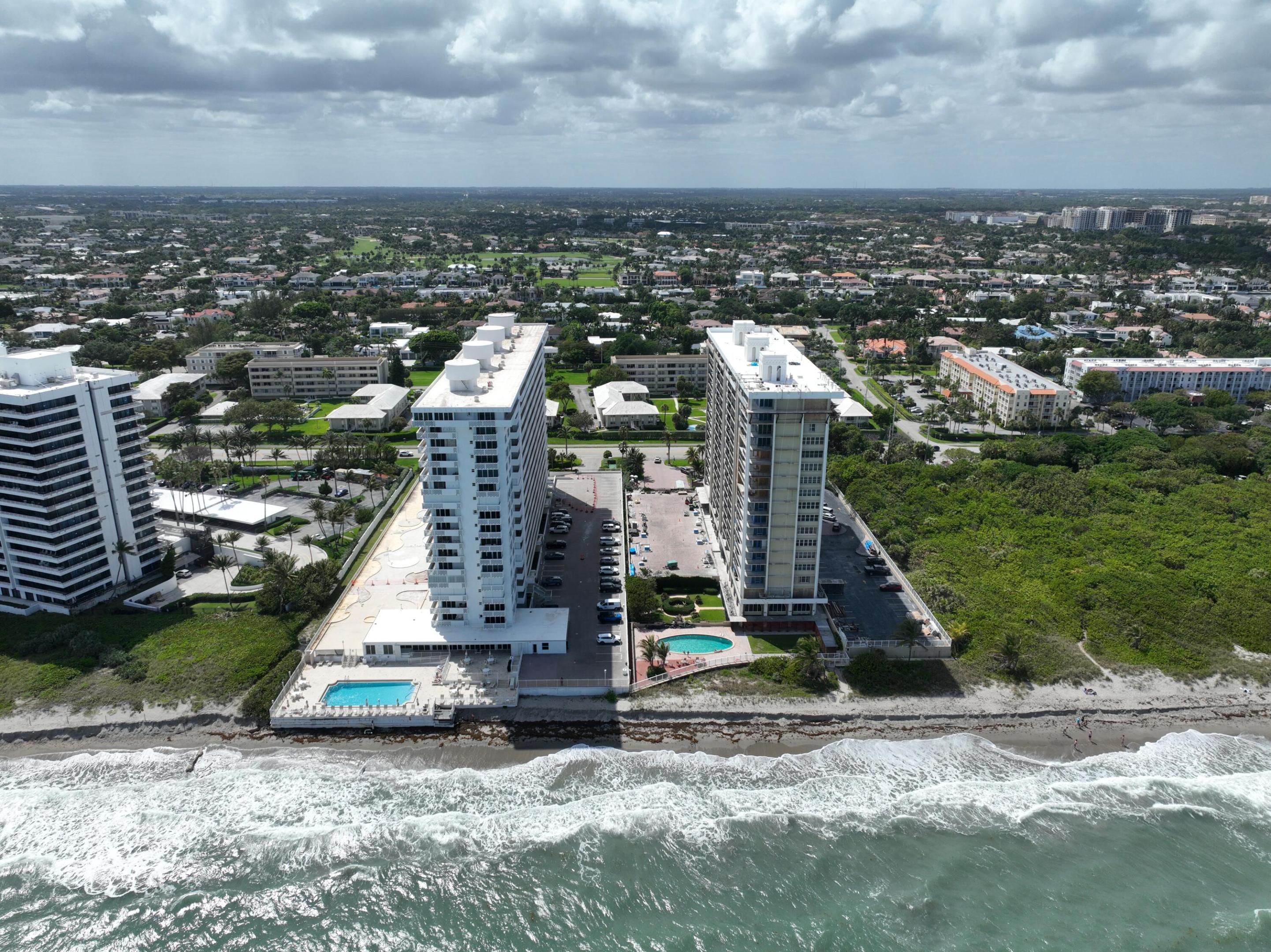 CLOISTER DEL MAR CONDO - Residential