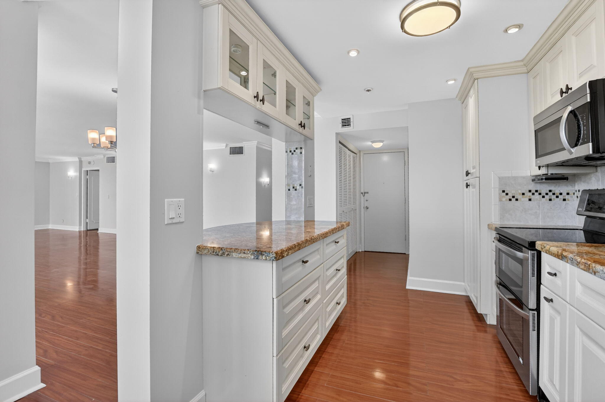 CLOISTER DEL MAR CONDO - Residential