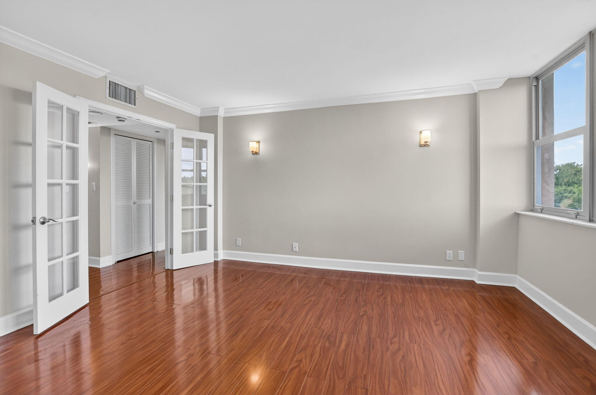 CLOISTER DEL MAR CONDO - Residential