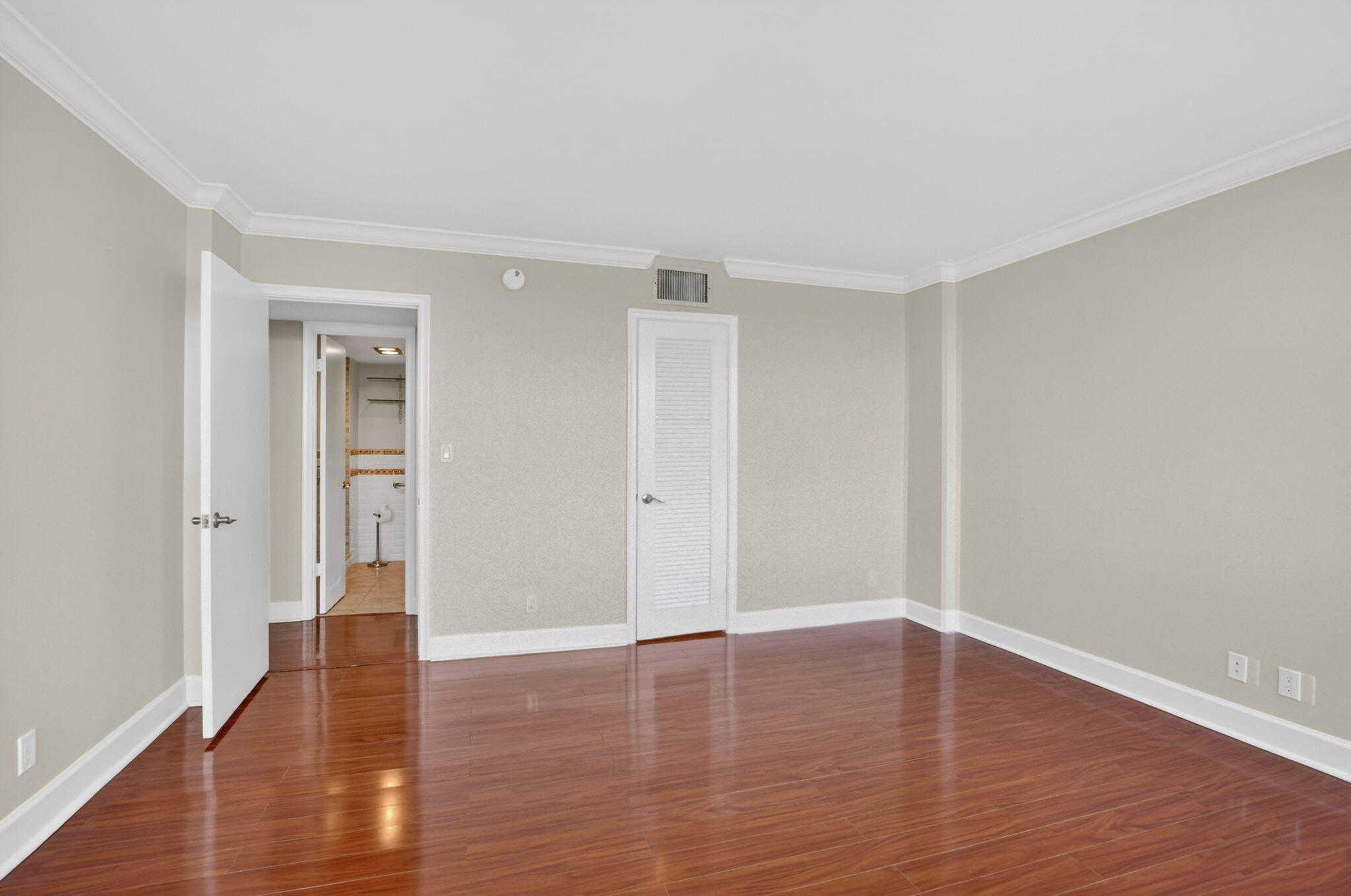 CLOISTER DEL MAR CONDO - Residential