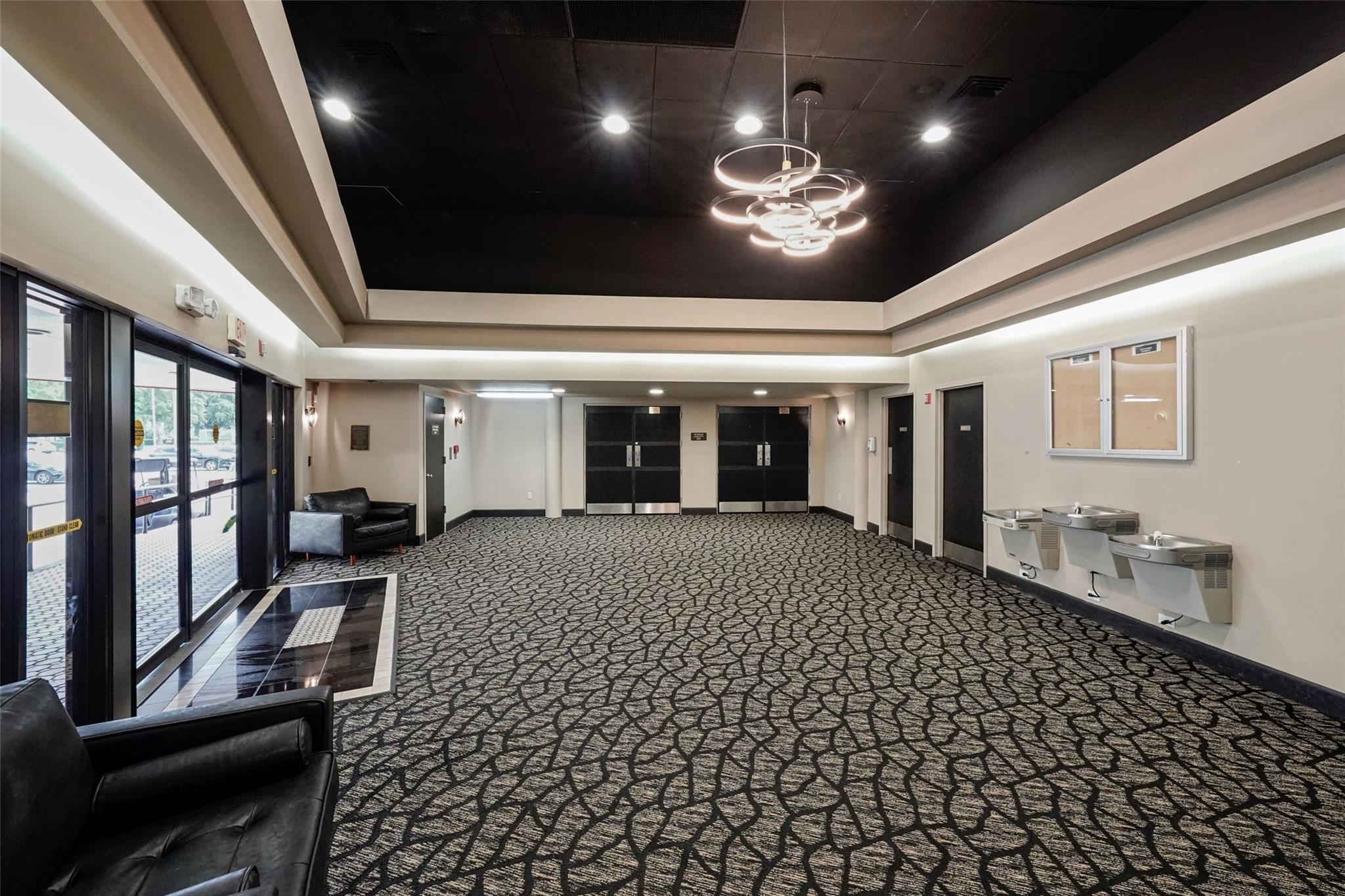 HOLLYBROOK GOLF & TENNIS - Residential Lease