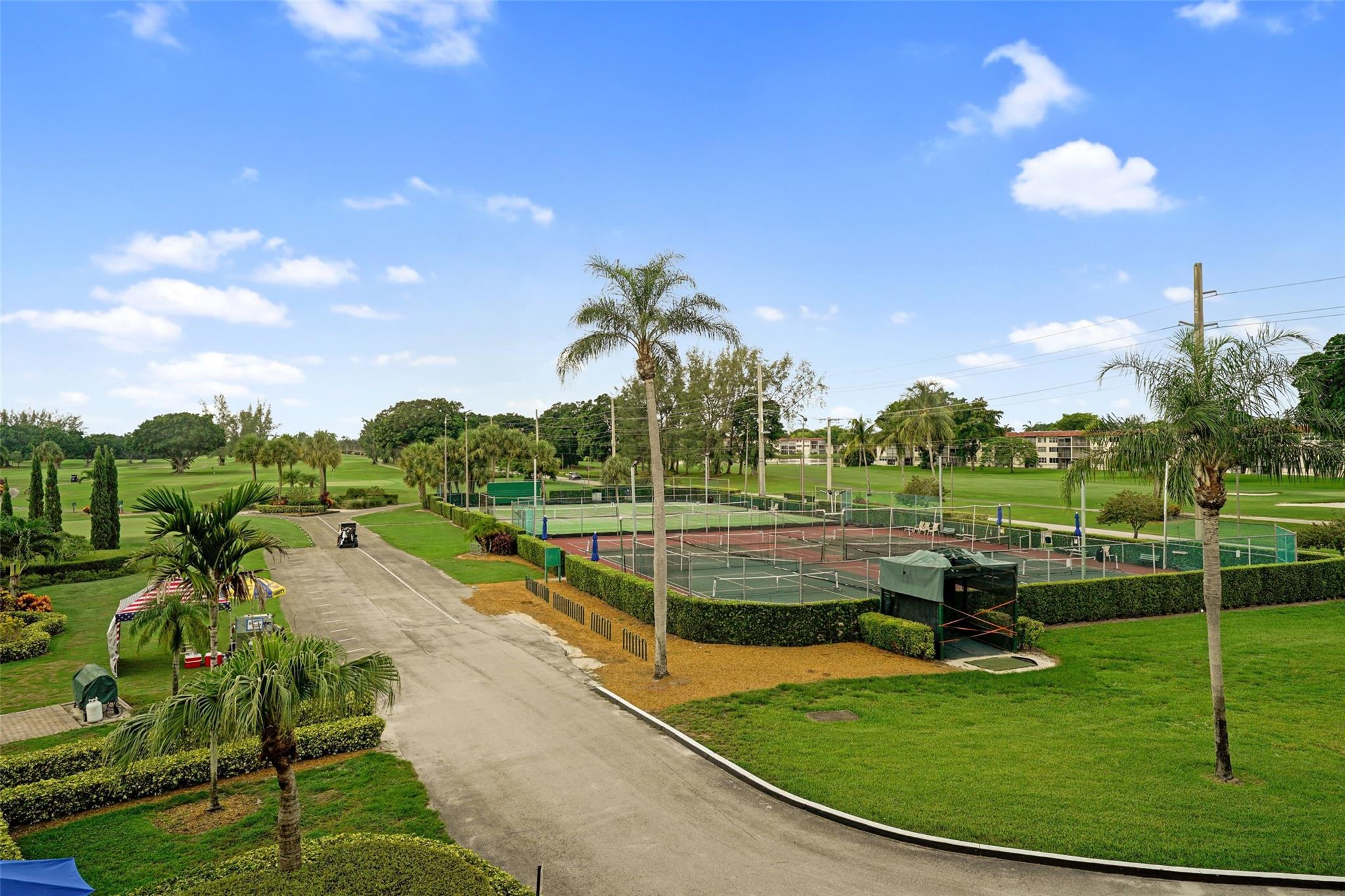 HOLLYBROOK GOLF & TENNIS - Residential Lease