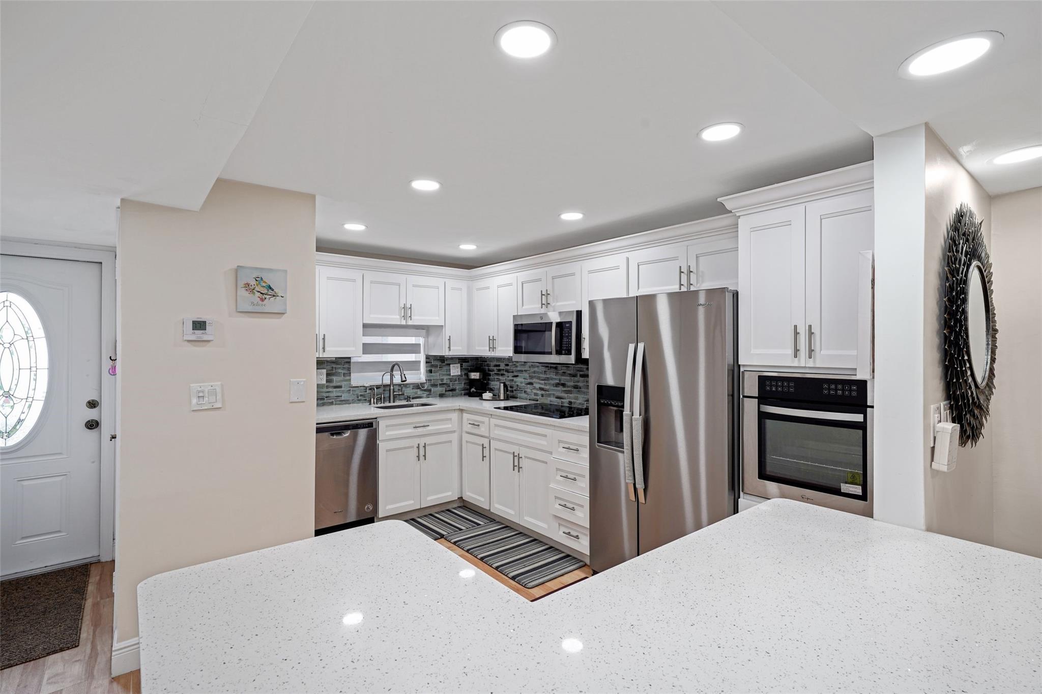 HOLLYBROOK GOLF & TENNIS - Residential Lease