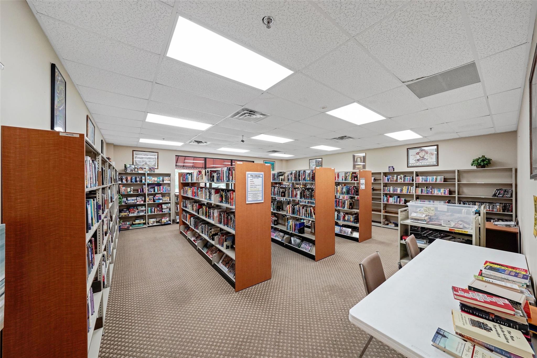 HOLLYBROOK GOLF & TENNIS - Residential Lease