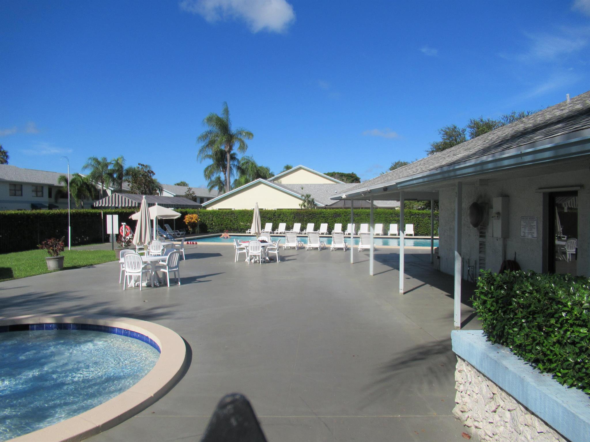 RIVER OAKS - Residential Lease