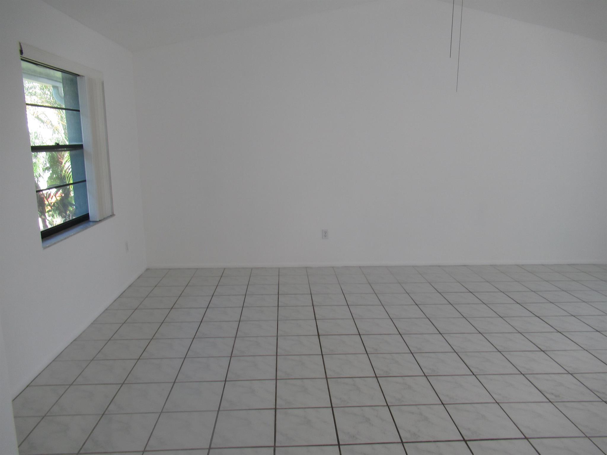 RIVER OAKS - Residential Lease