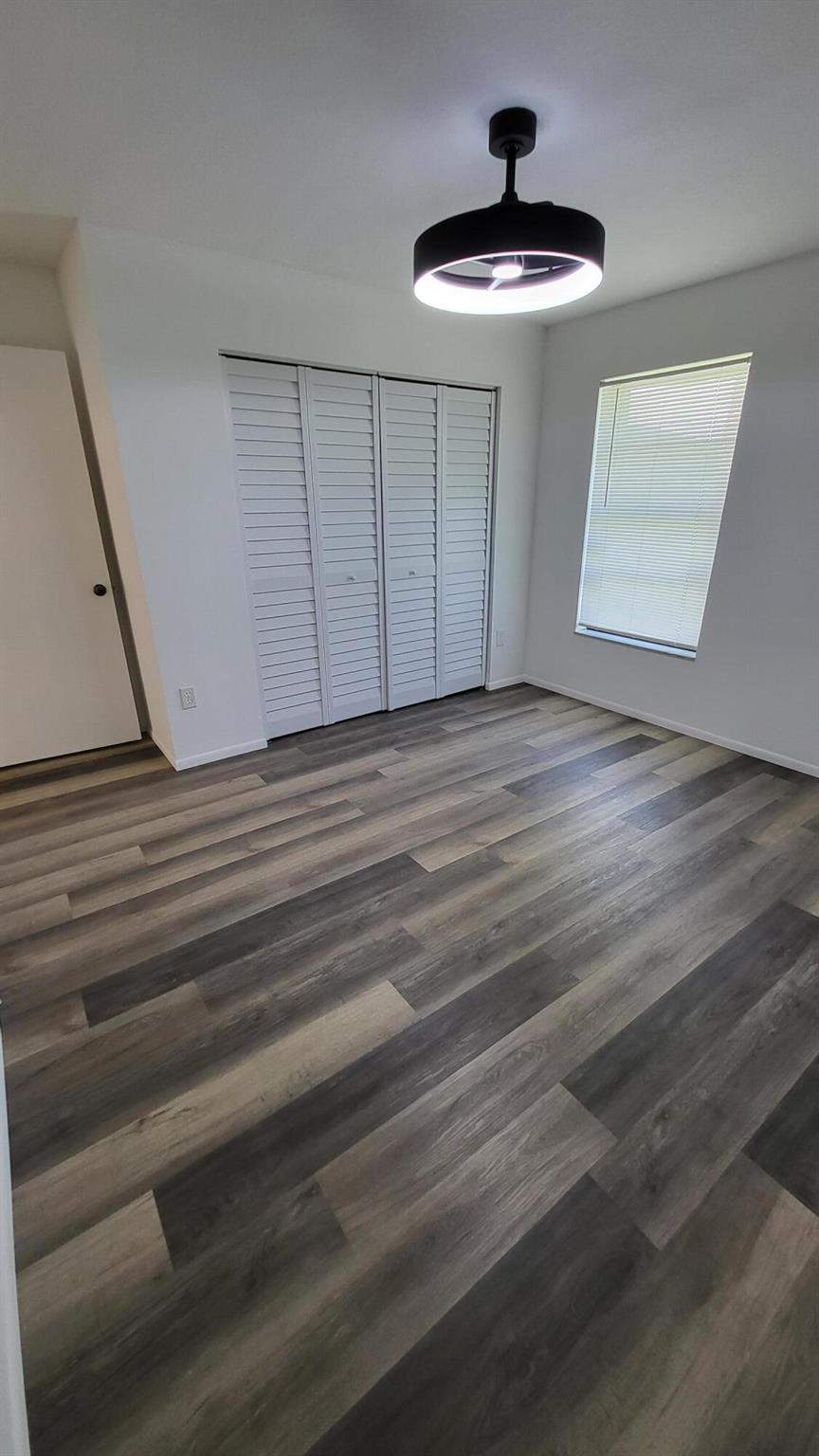 RIVER OAKS - Residential Lease