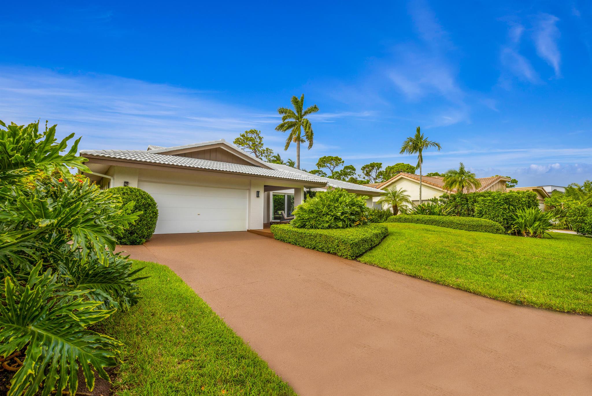 5108 Pineview Circle