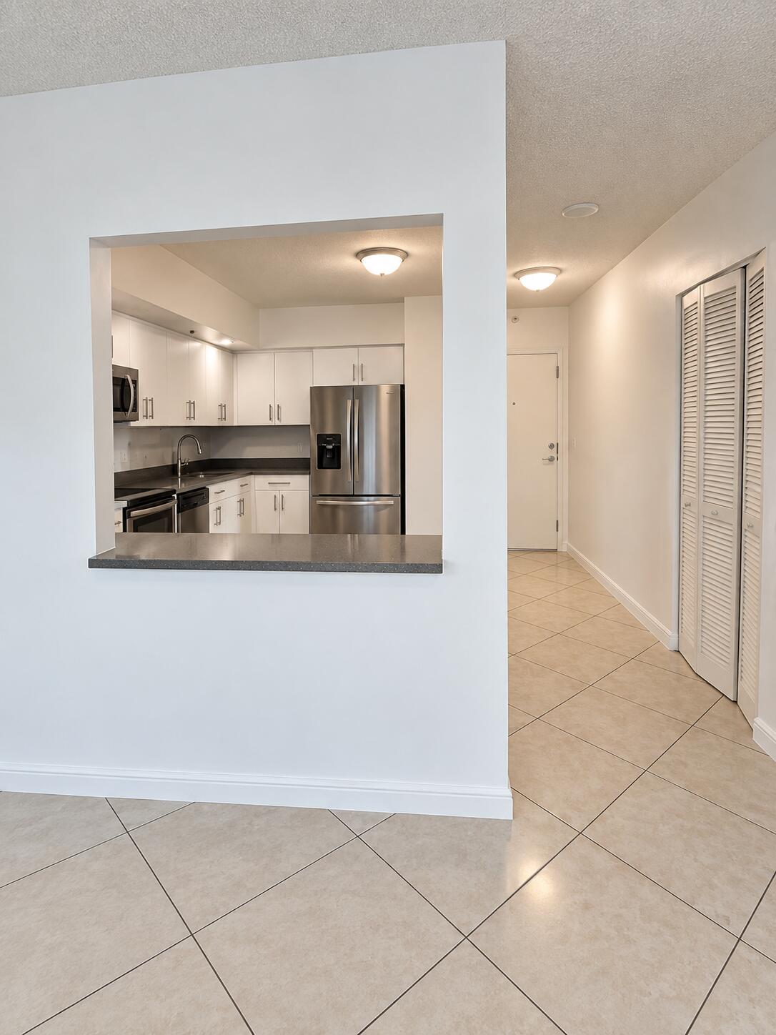 20355 NE 34 Court 828