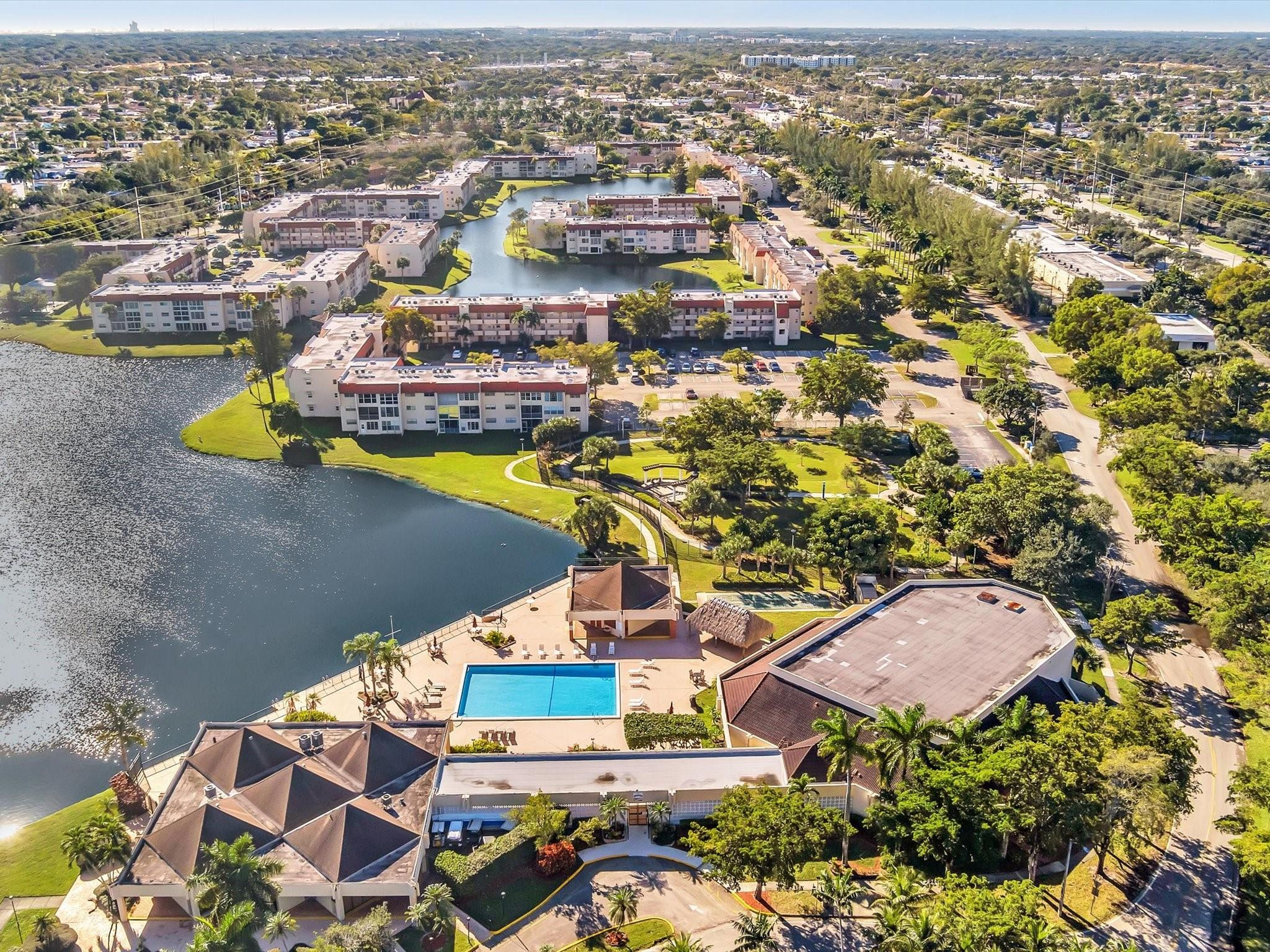 Sunrise Lakes - Residential