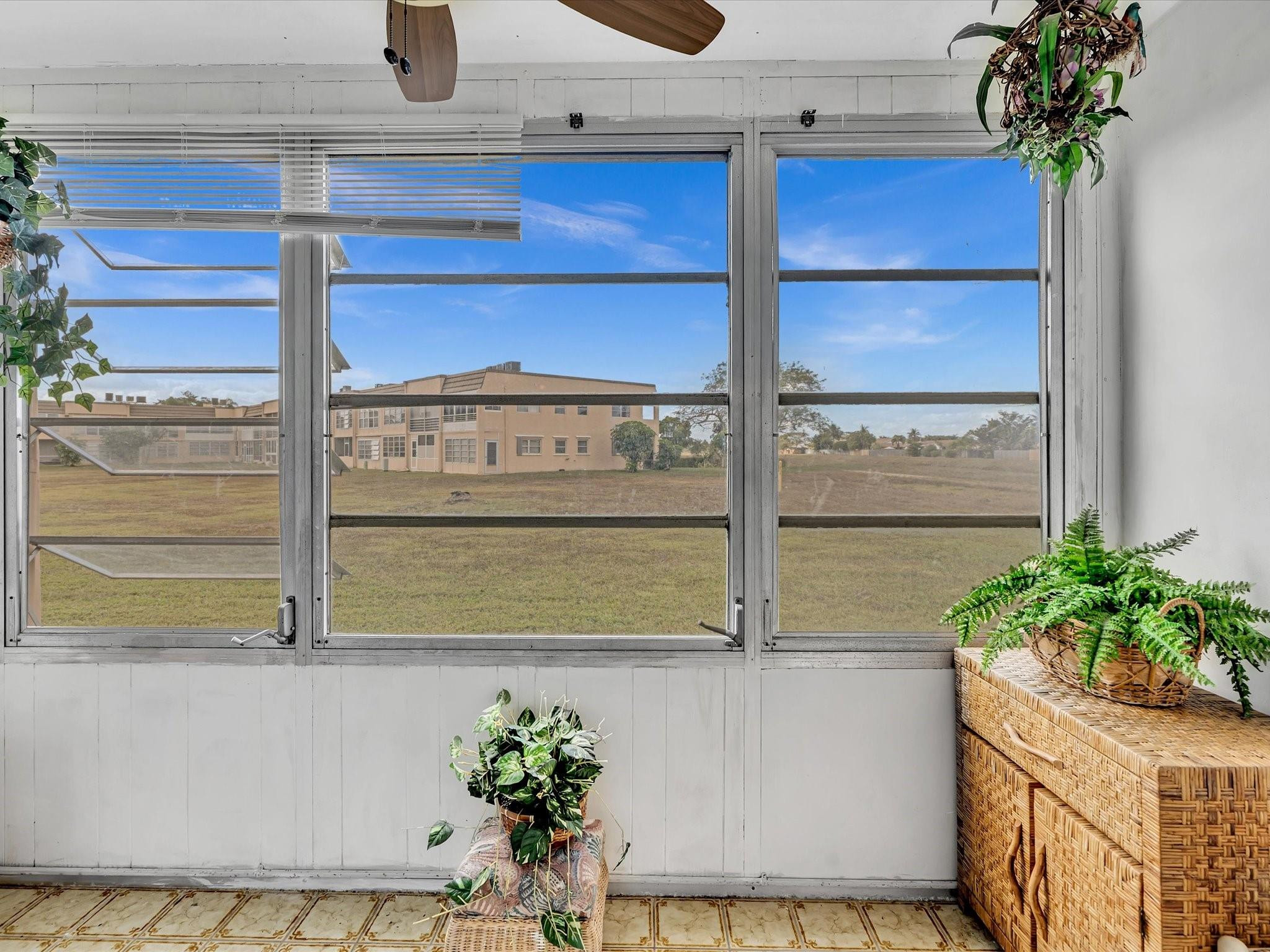 Sunrise Lakes - Residential