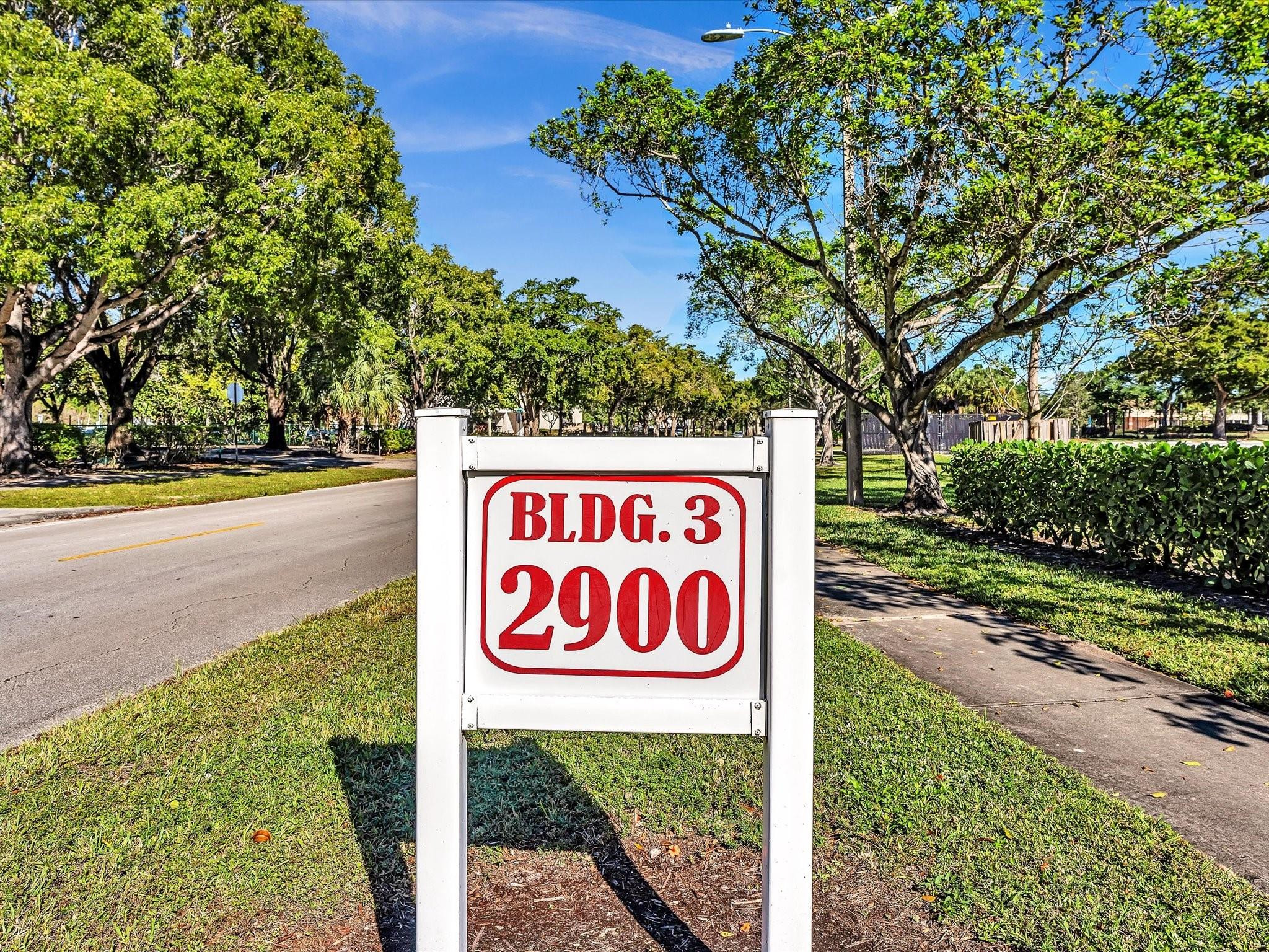 Sunrise Lakes - Residential