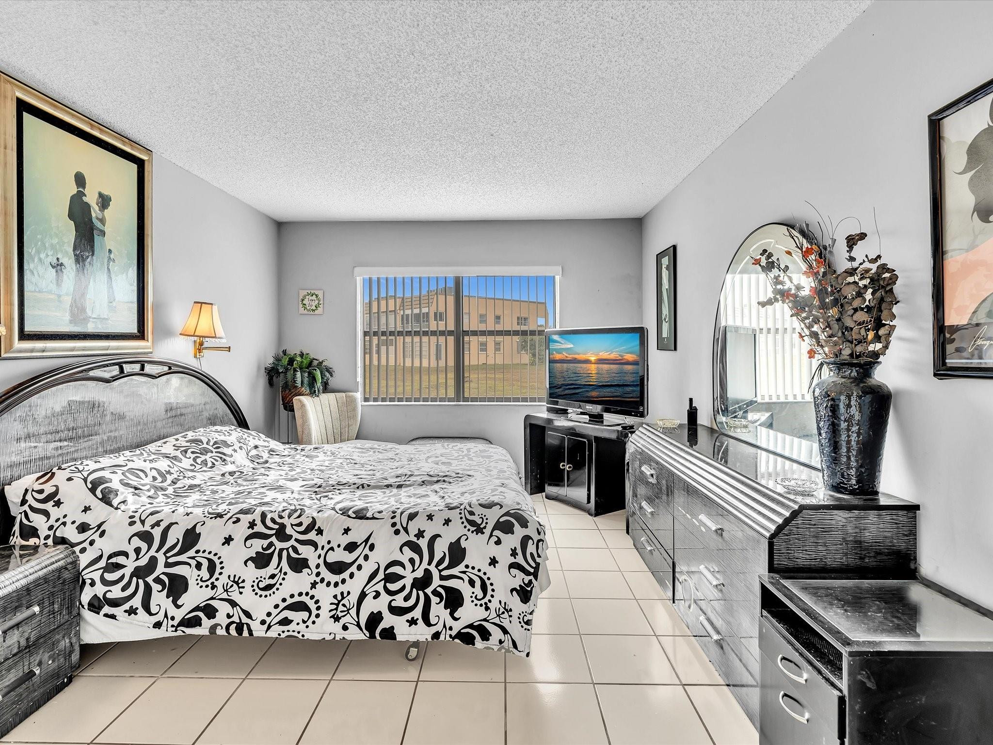 Sunrise Lakes - Residential