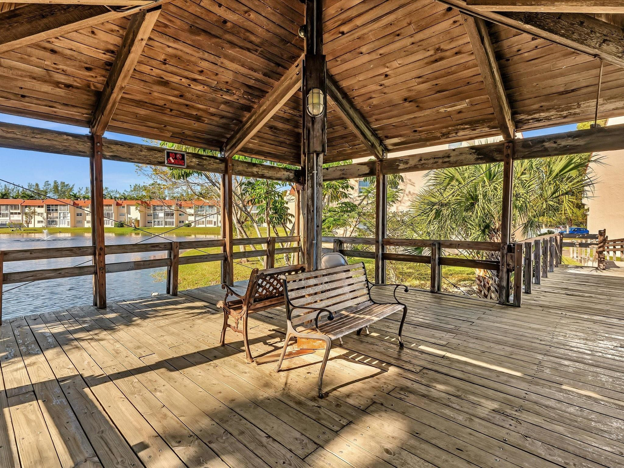 Sunrise Lakes - Residential