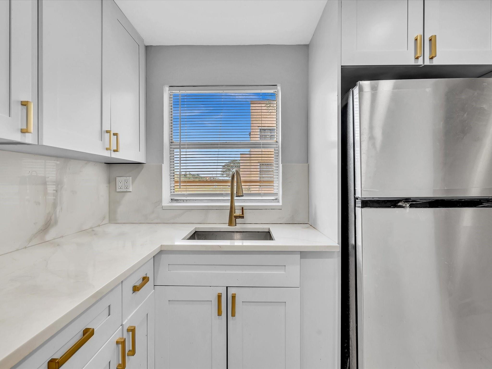 Sunrise Lakes - Residential