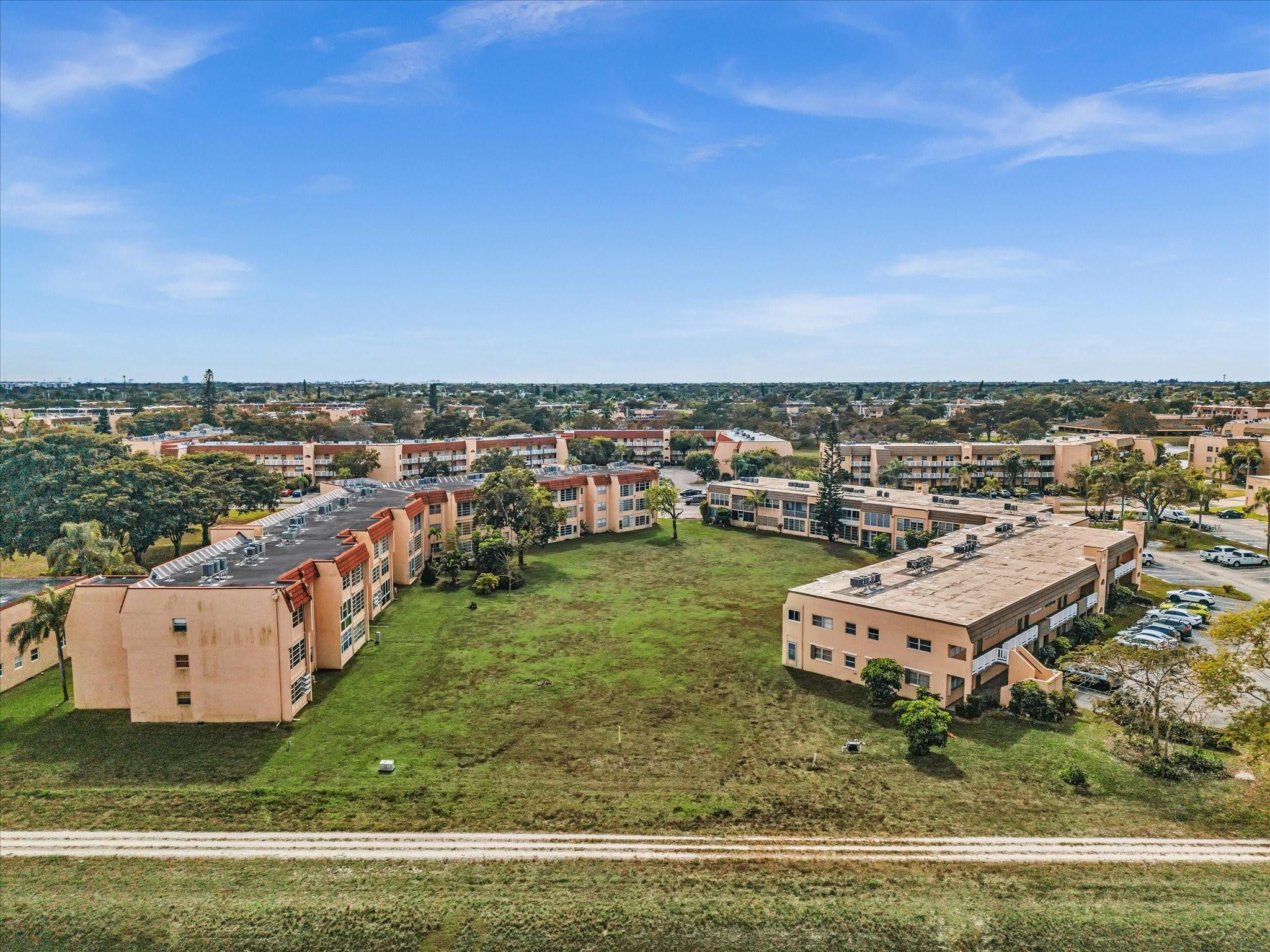 Sunrise Lakes - Residential