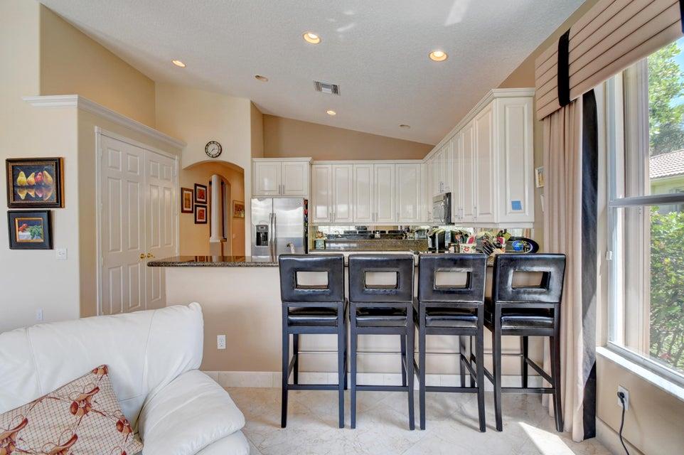 VALENCIA SHORES - Residential