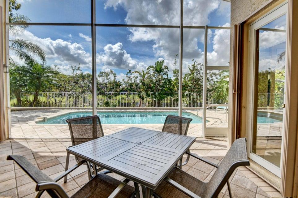 VALENCIA SHORES - Residential