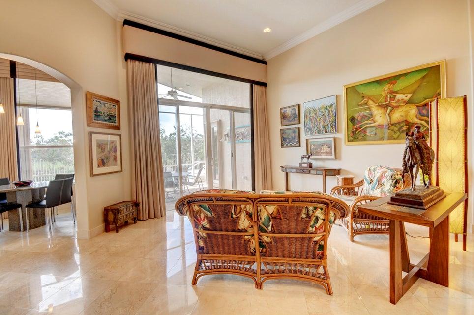 VALENCIA SHORES - Residential