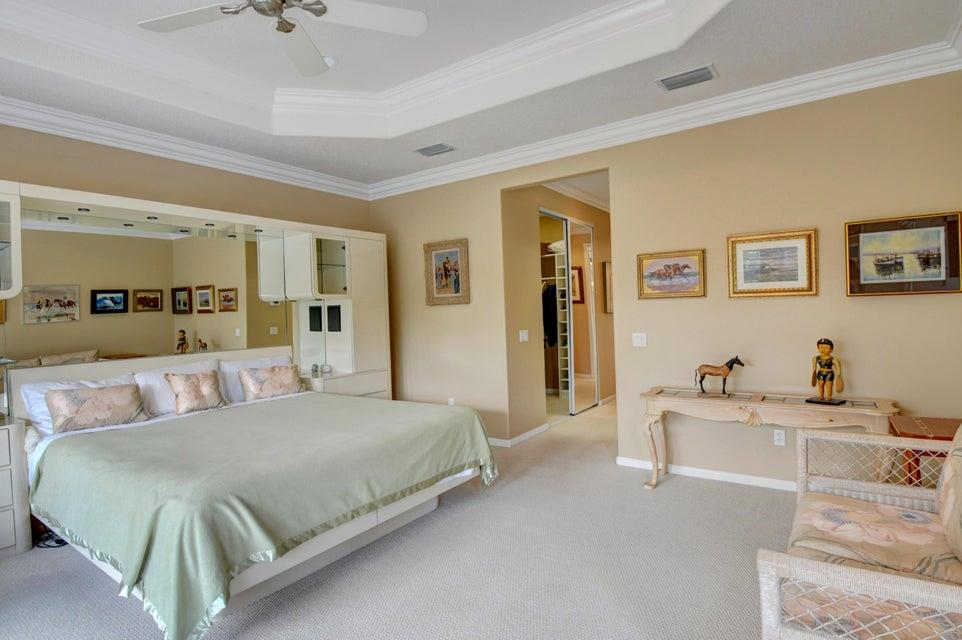 VALENCIA SHORES - Residential