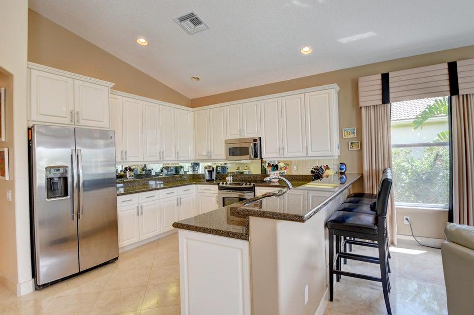 VALENCIA SHORES - Residential