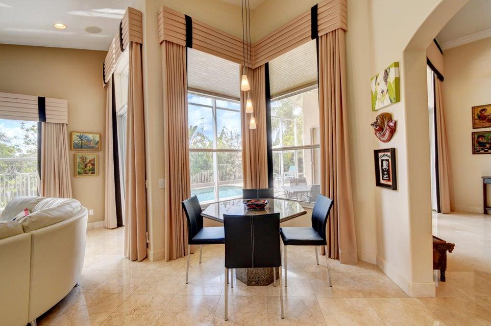 VALENCIA SHORES - Residential