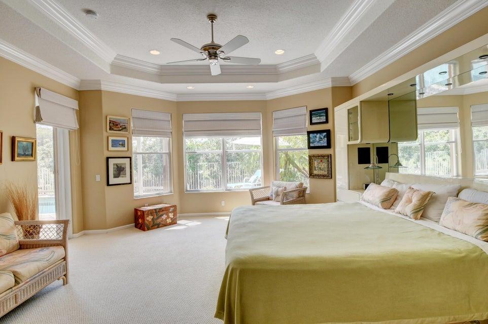 VALENCIA SHORES - Residential