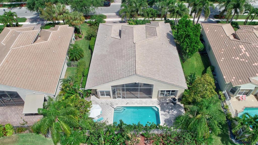 VALENCIA SHORES - Residential