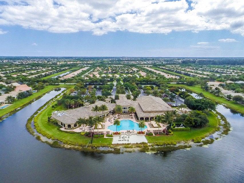 VALENCIA SHORES - Residential