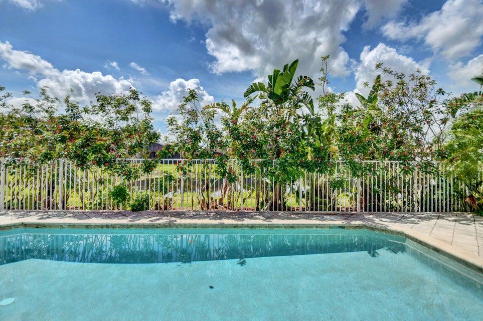 VALENCIA SHORES - Residential