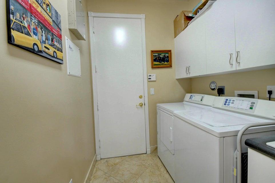 VALENCIA SHORES - Residential