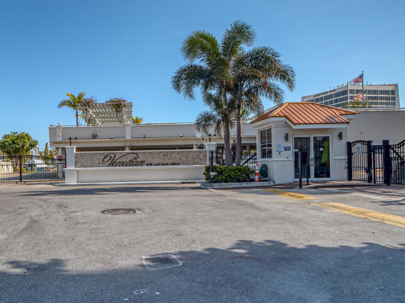 VENETIAN CONDO - Residential