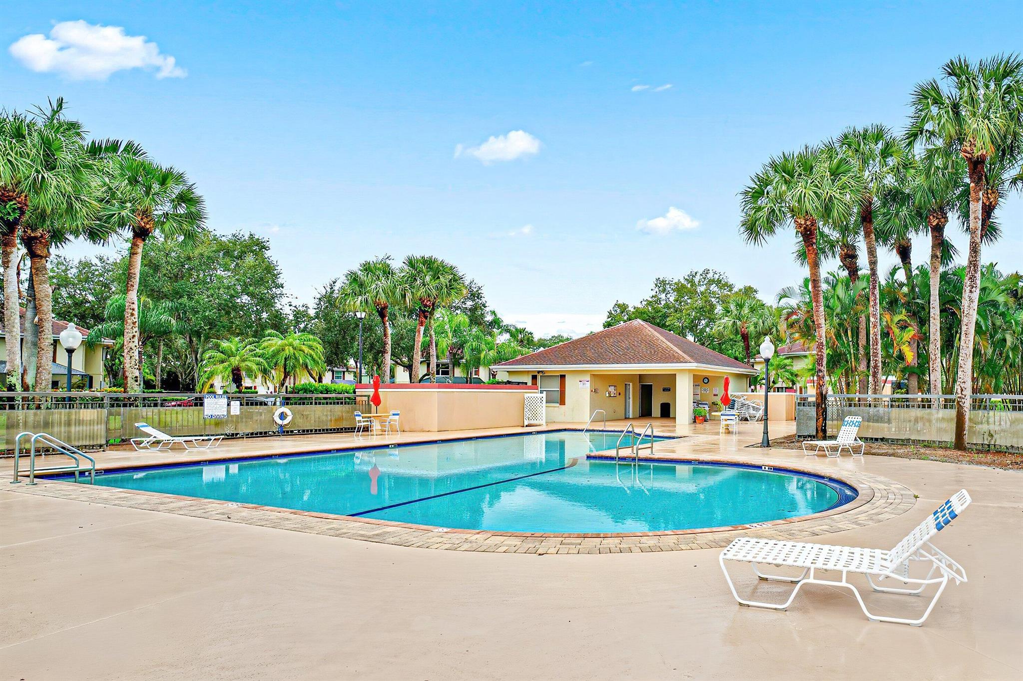 STAMFORD AT ROYAL PALM BE - Residential