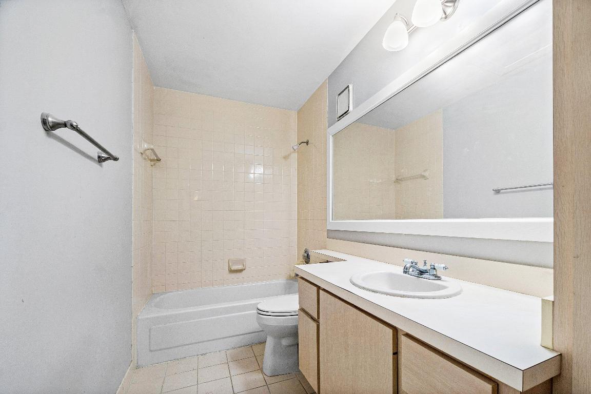 STAMFORD AT ROYAL PALM BEACH - Residential