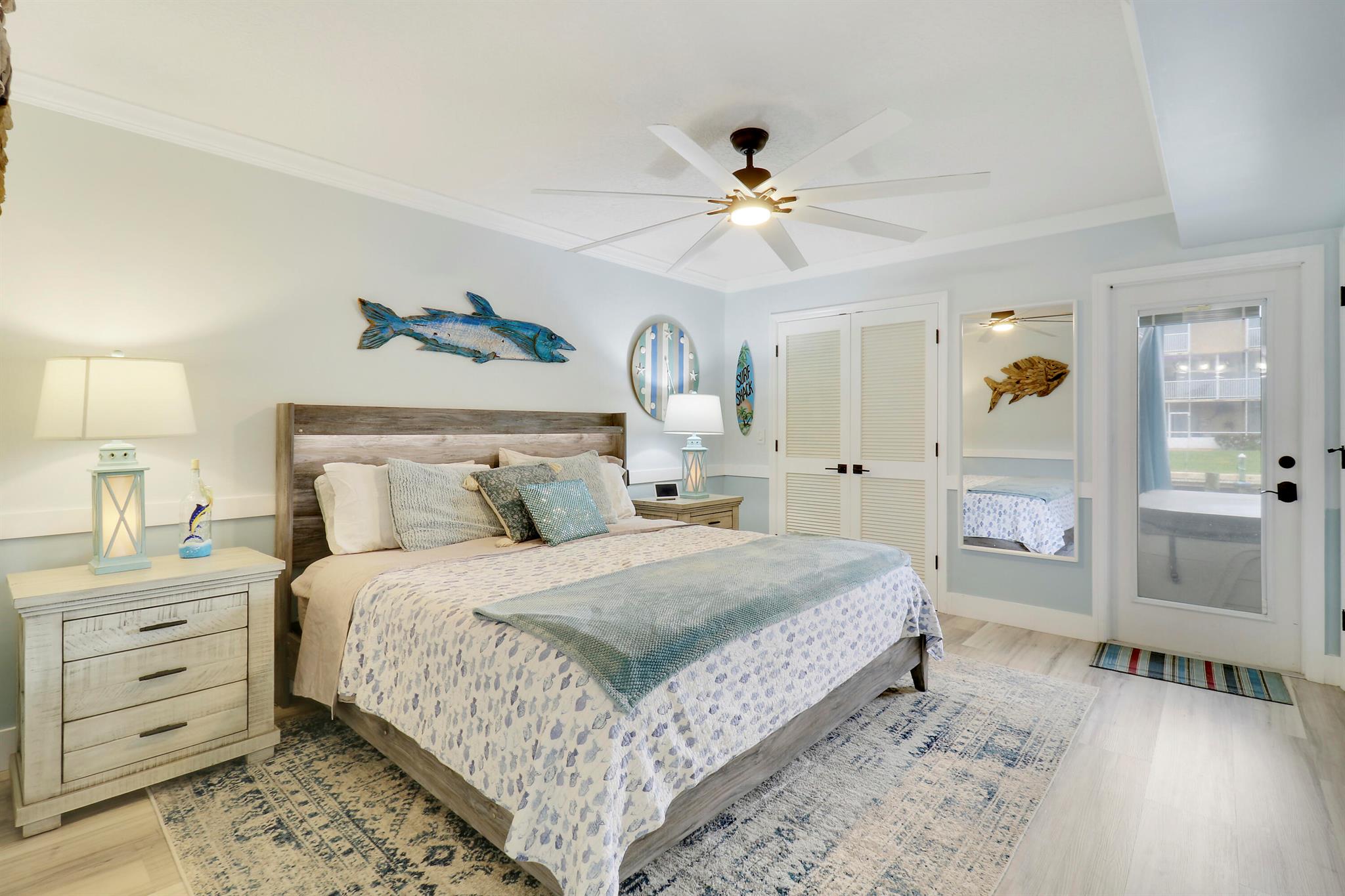 HAMPTON HOUSE CONDO - Residential