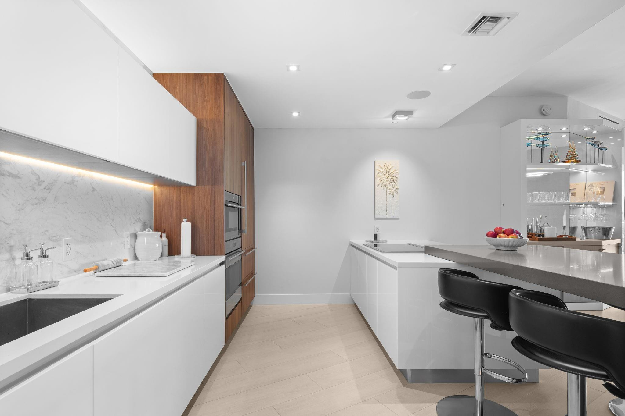 Paramount - Residential