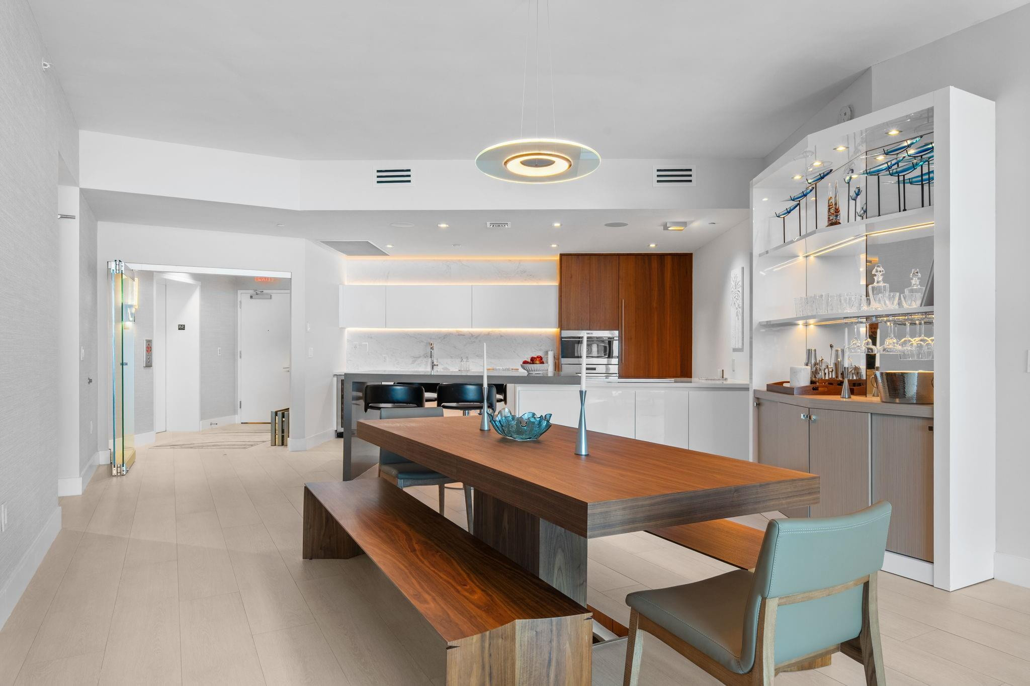 Paramount - Residential