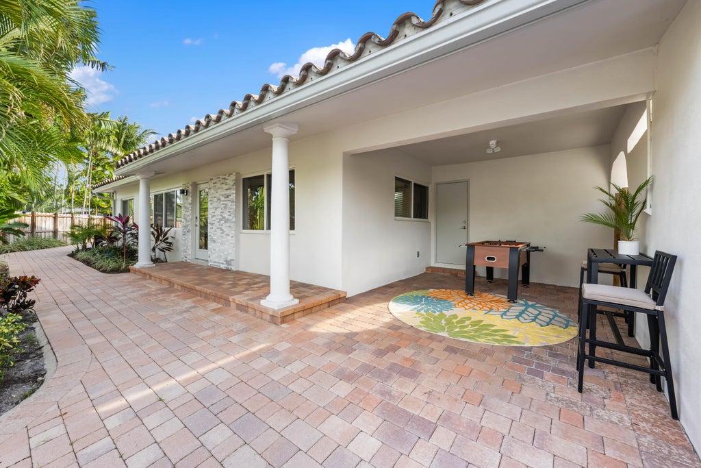 Photo of 1764 NE 16TH Street, Fort Lauderdale, FL 33304 (MLS # B26079783)