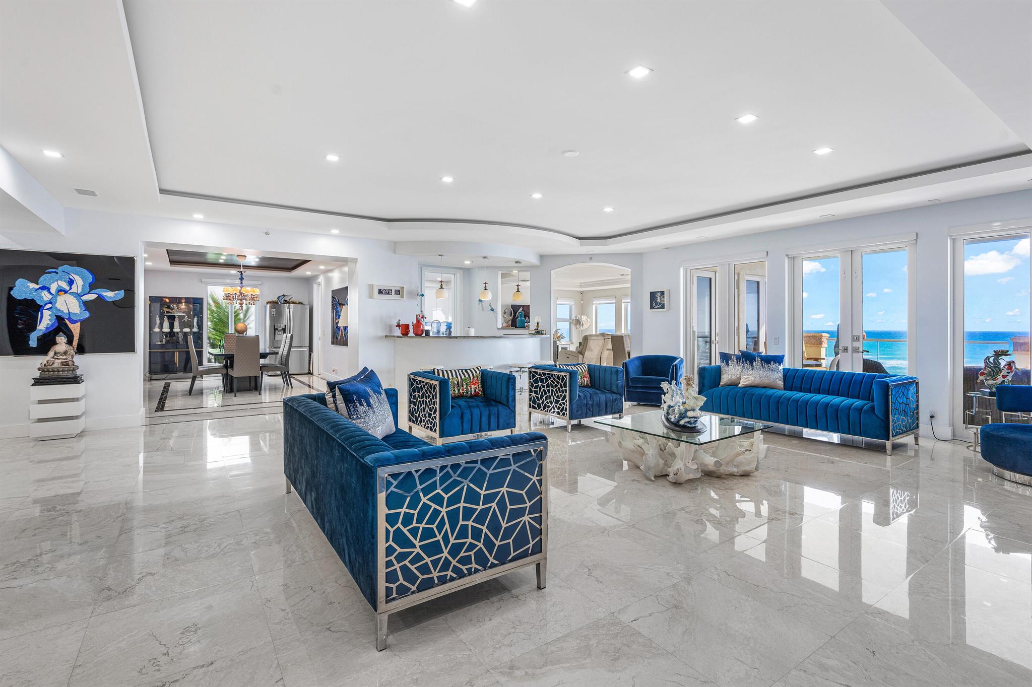 ATHENA CONDO - Residential