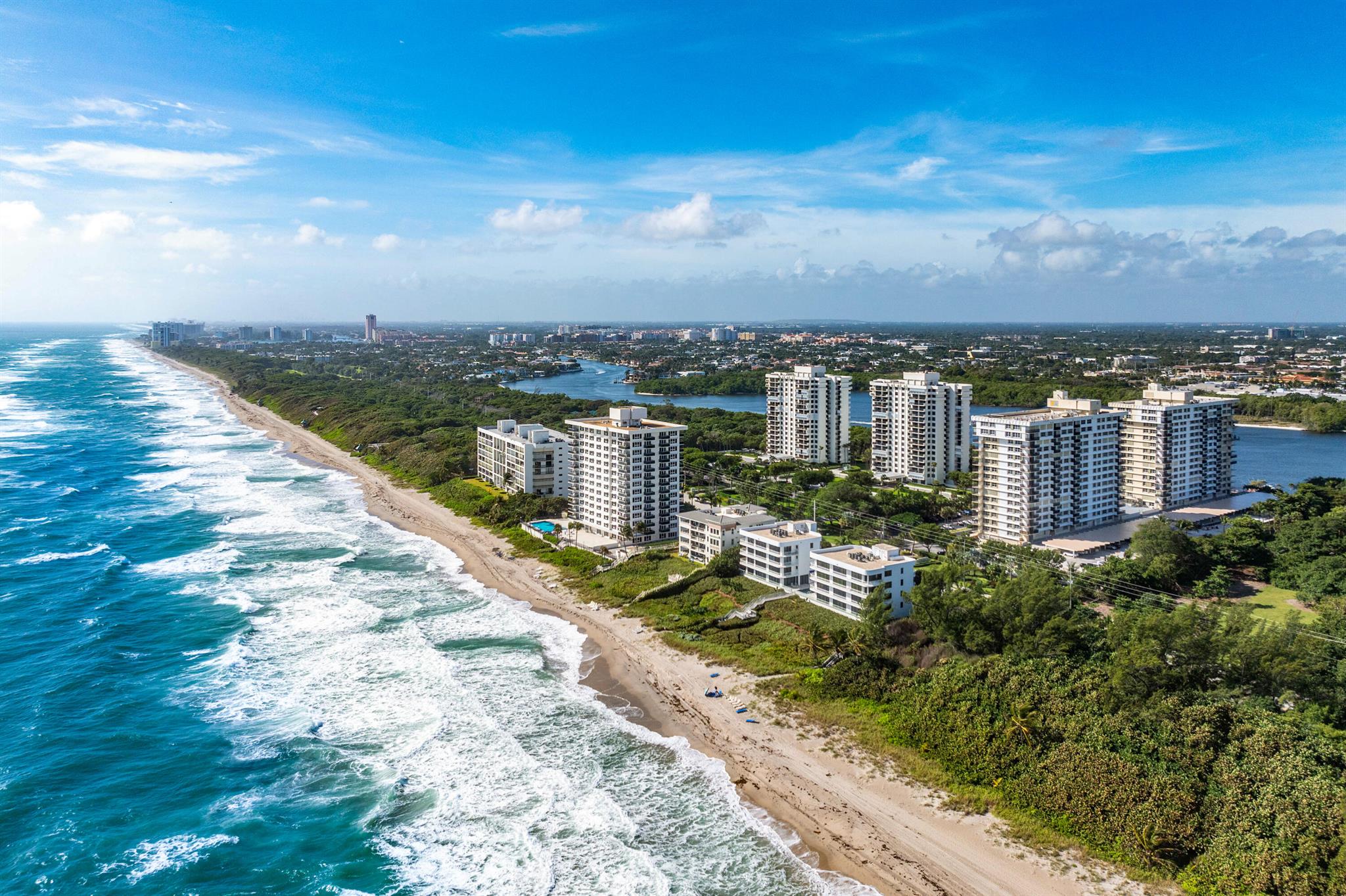 ATHENA CONDO - Residential