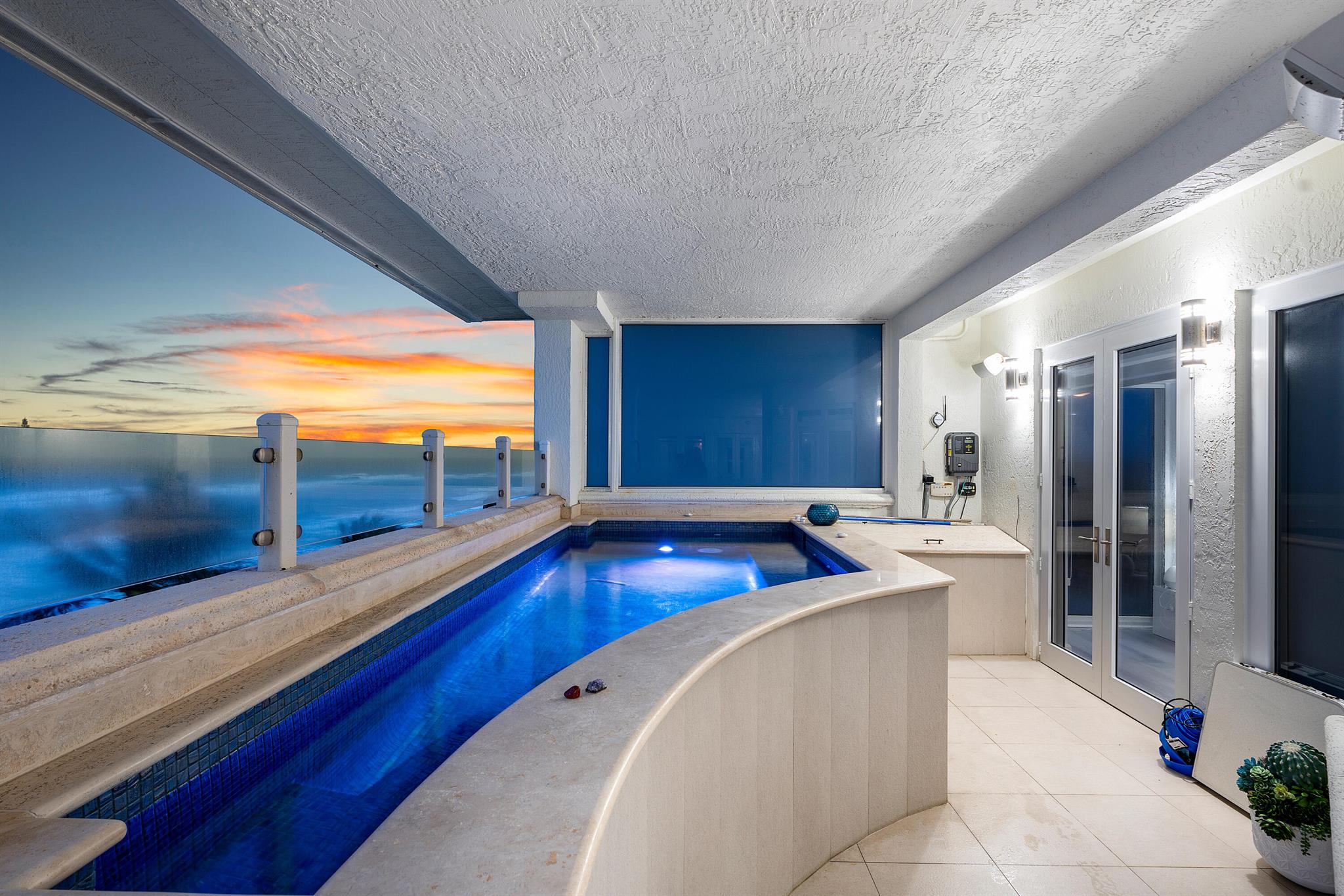 ATHENA CONDO - Residential