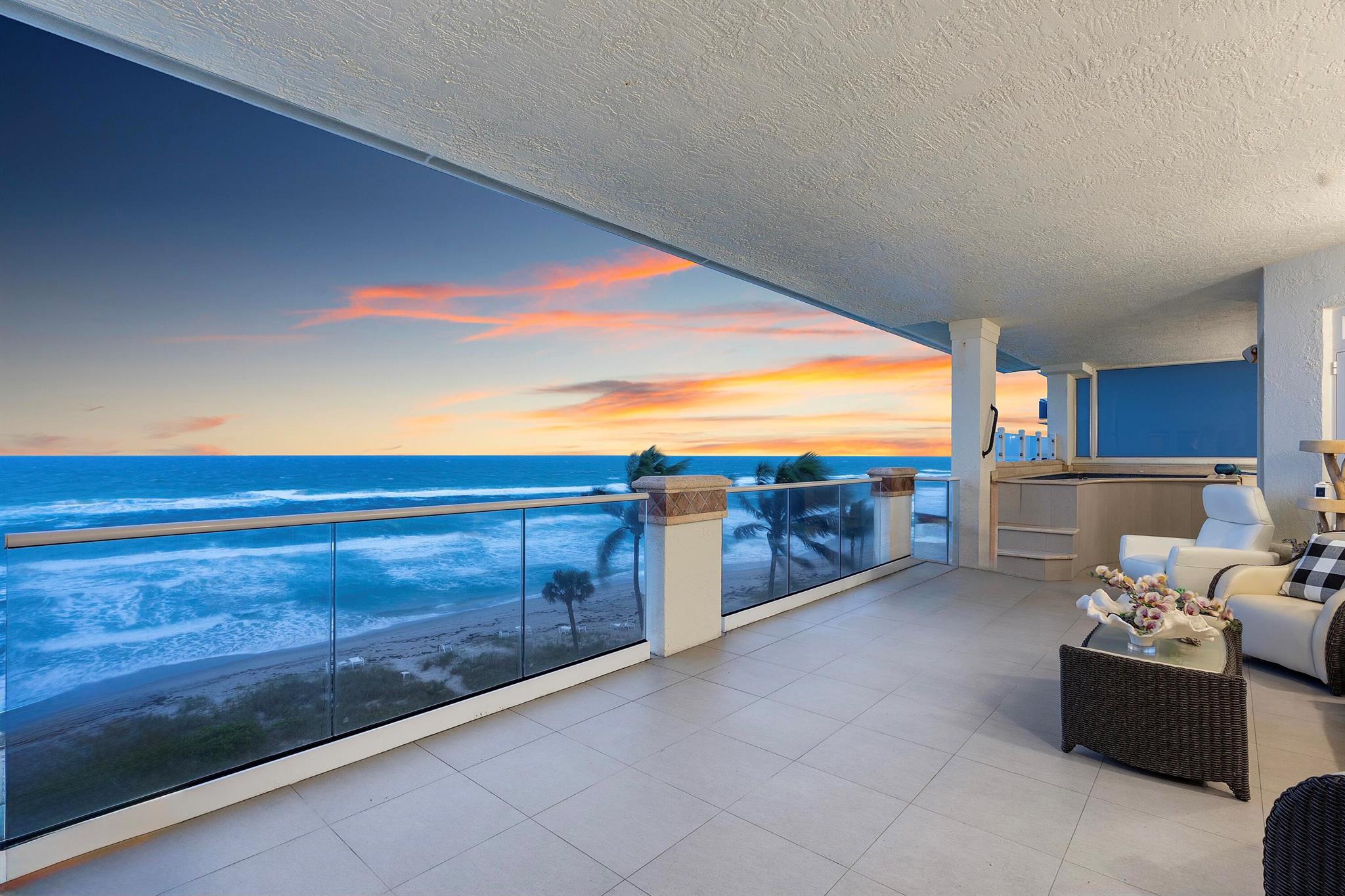 ATHENA CONDO - Residential