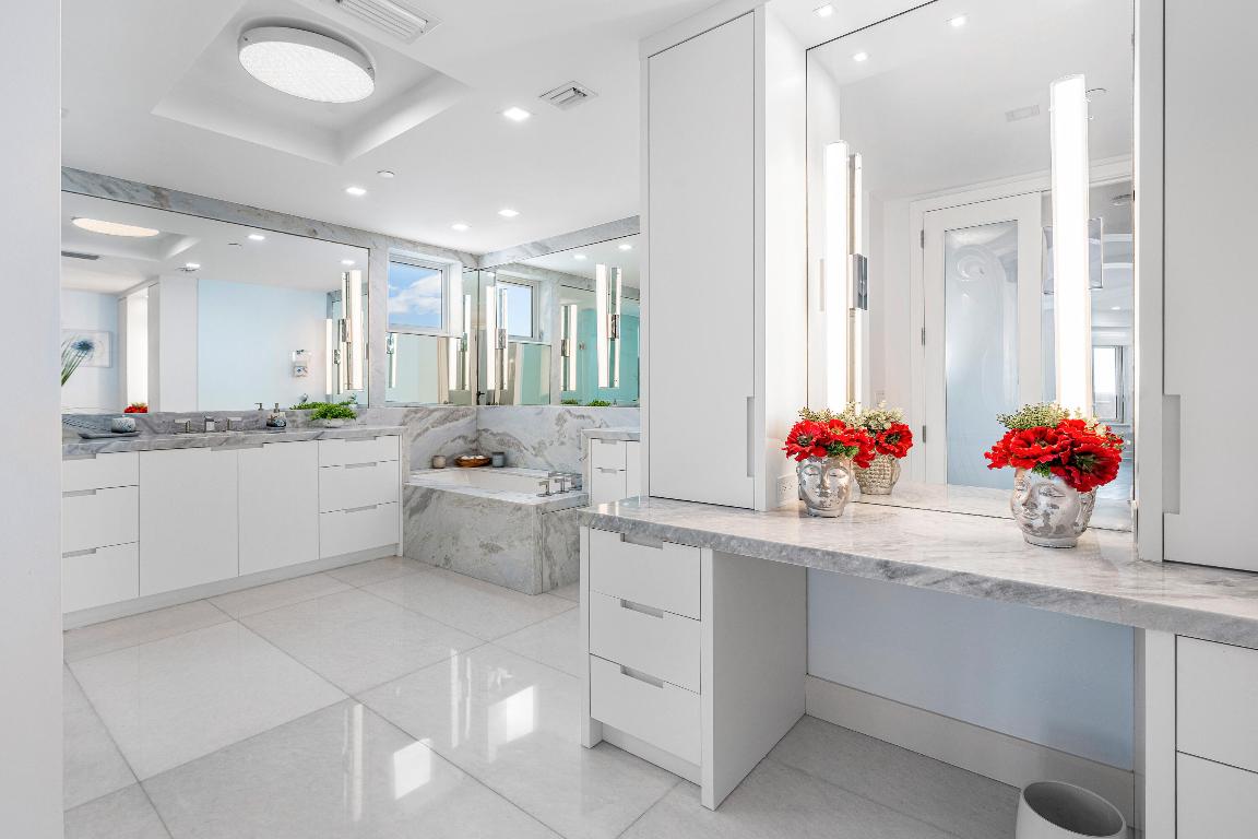 ATHENA CONDO - Residential