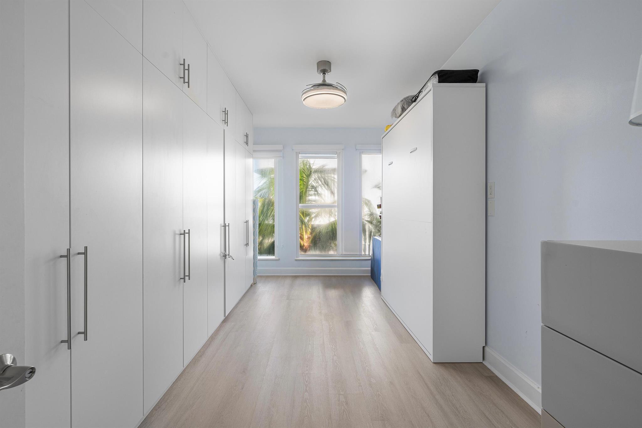 ATHENA CONDO - Residential