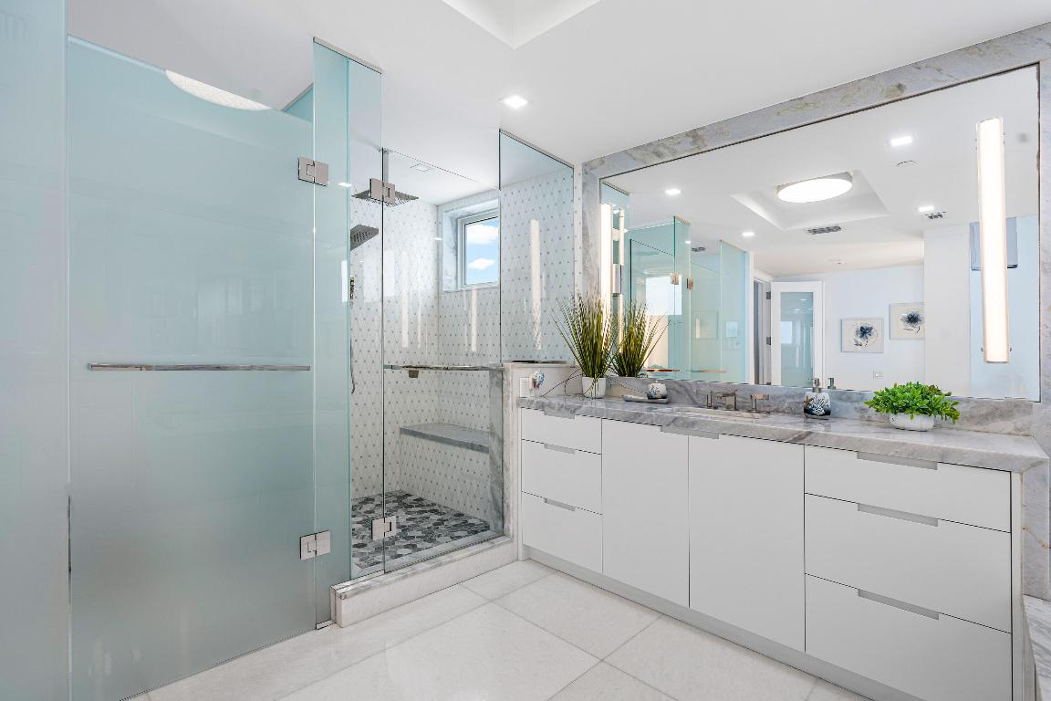 ATHENA CONDO - Residential