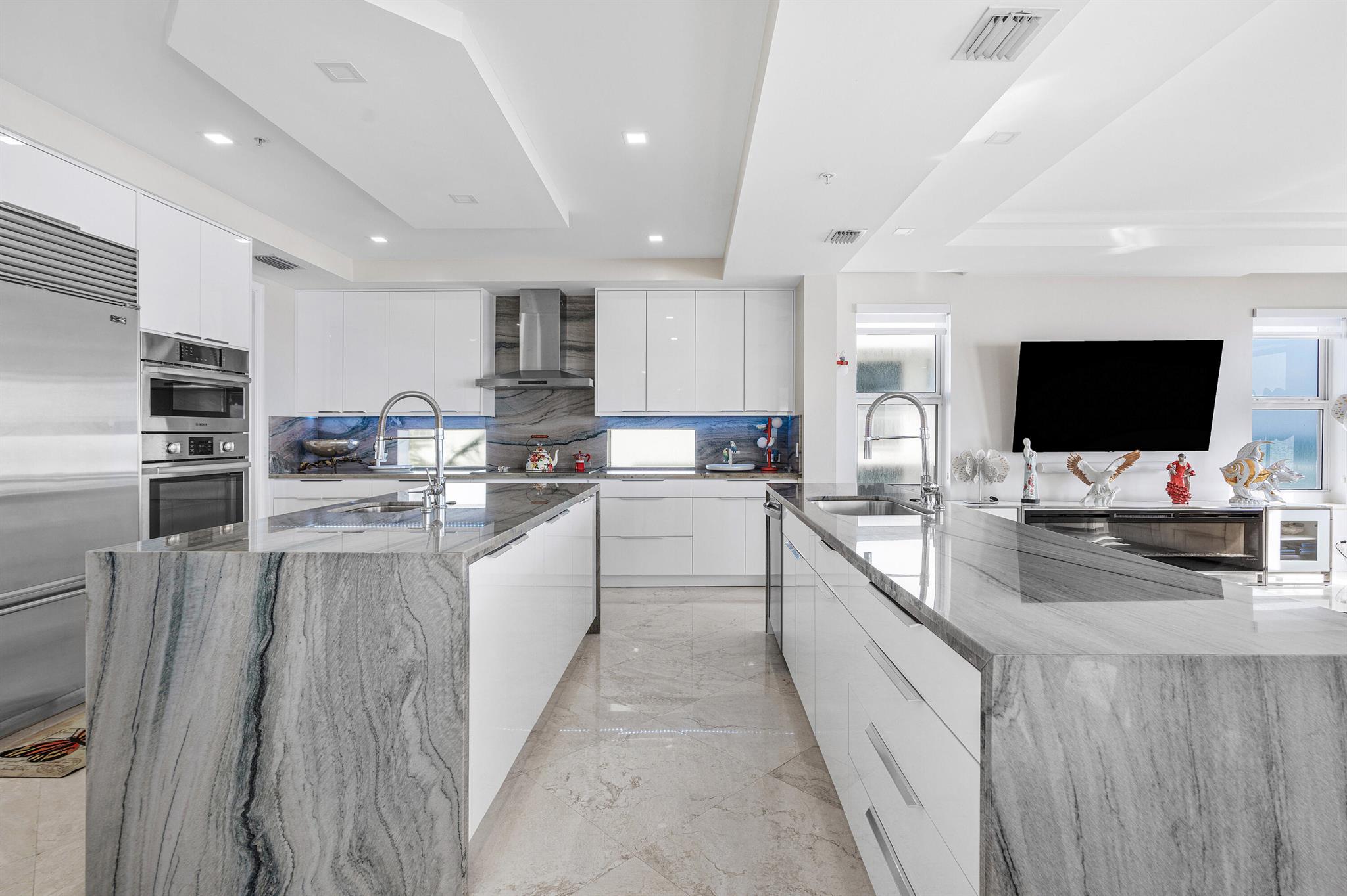 ATHENA CONDO - Residential