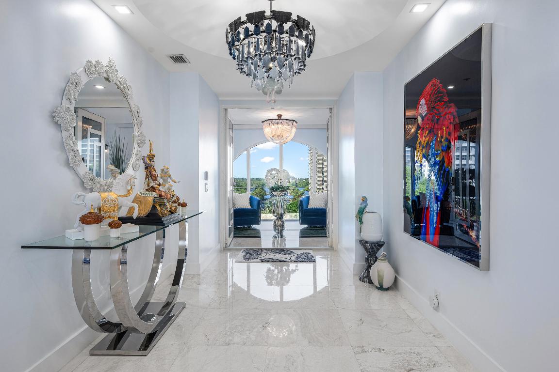 ATHENA CONDO - Residential