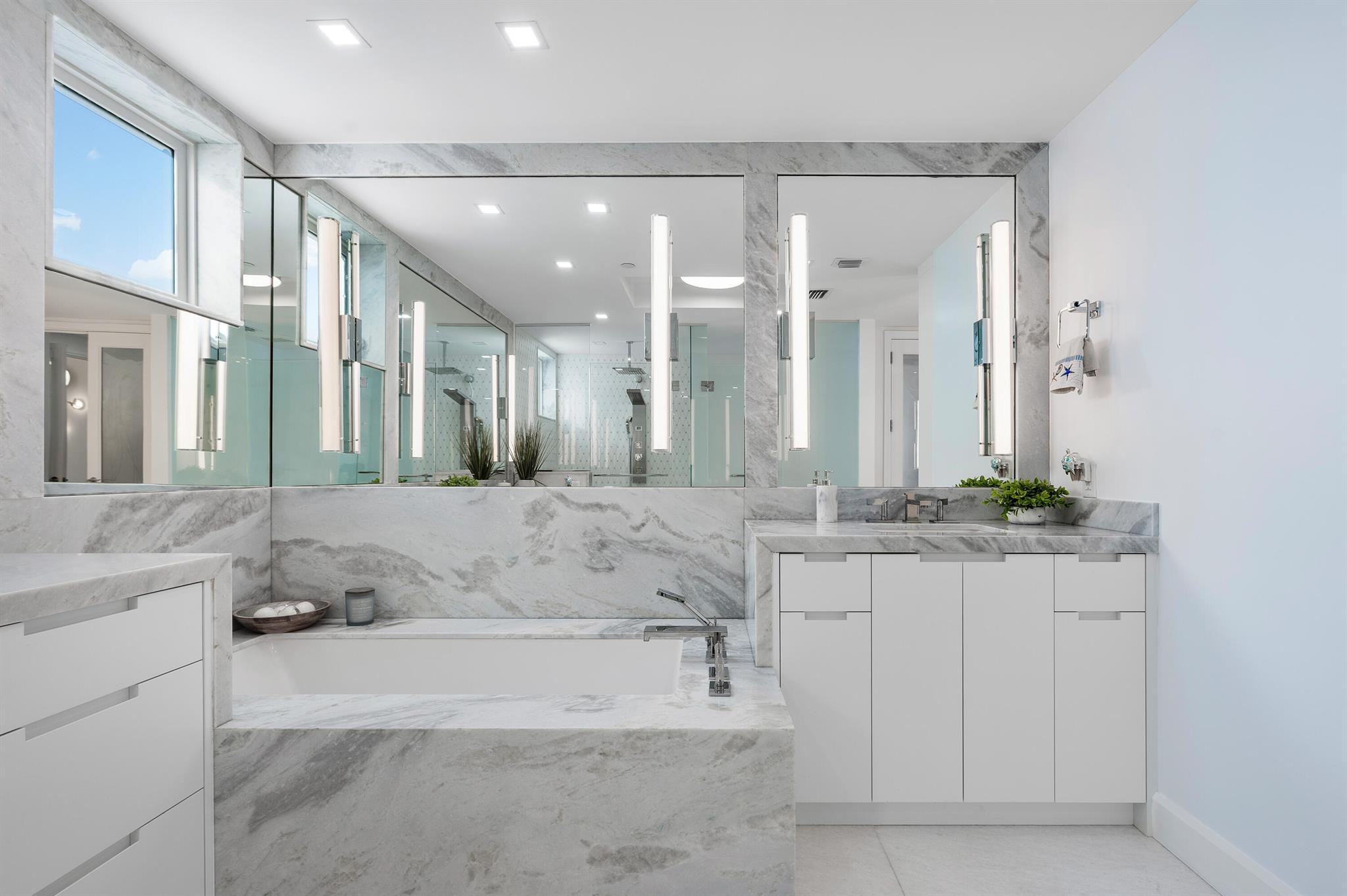 ATHENA CONDO - Residential