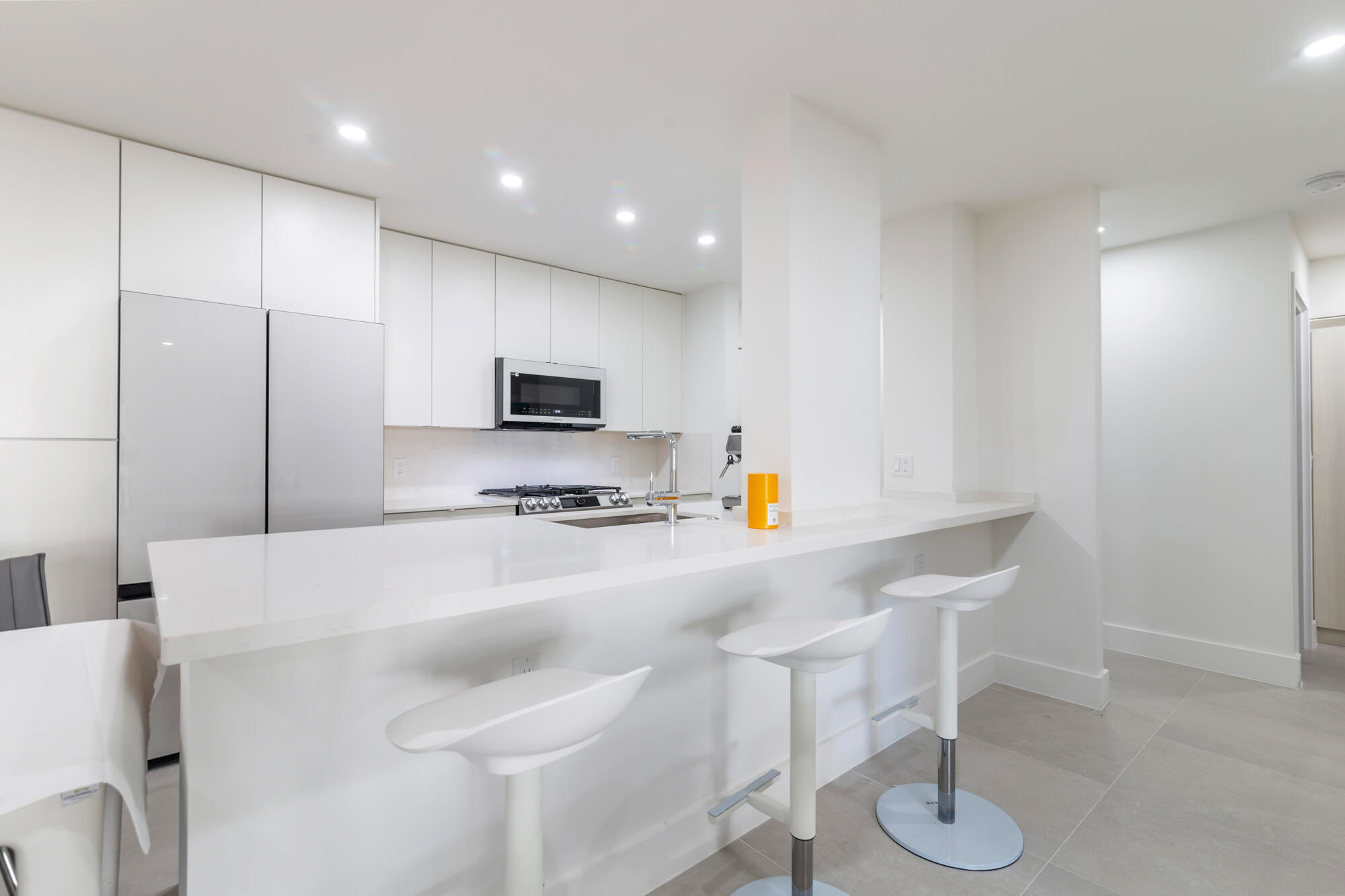 1527 S Flagler Drive 113f