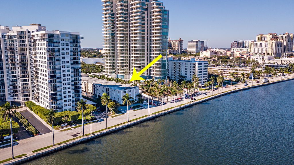 Photo of 1527 S Flagler Drive #113f, West Palm Beach, FL 33401 (MLS # B26013429)